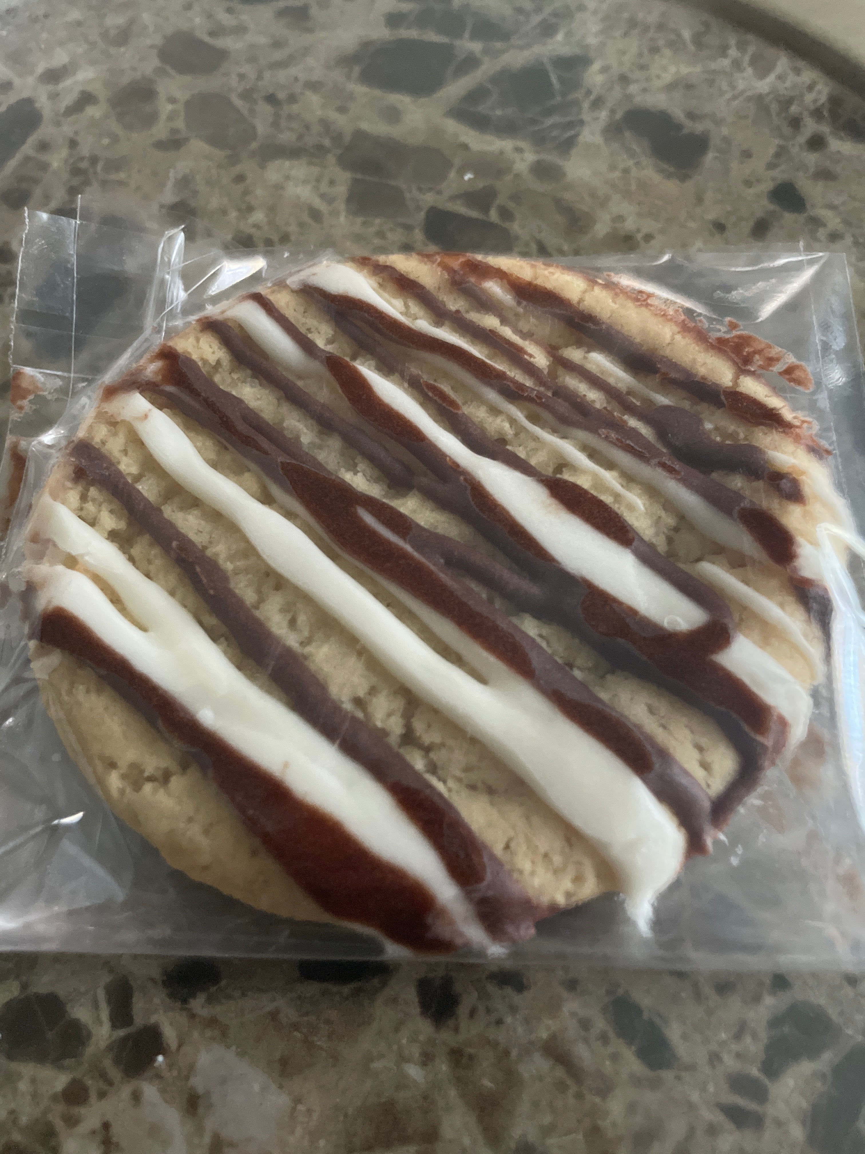 Frosted Sugar Cookie w/ Chocolate & Vanilla Icing