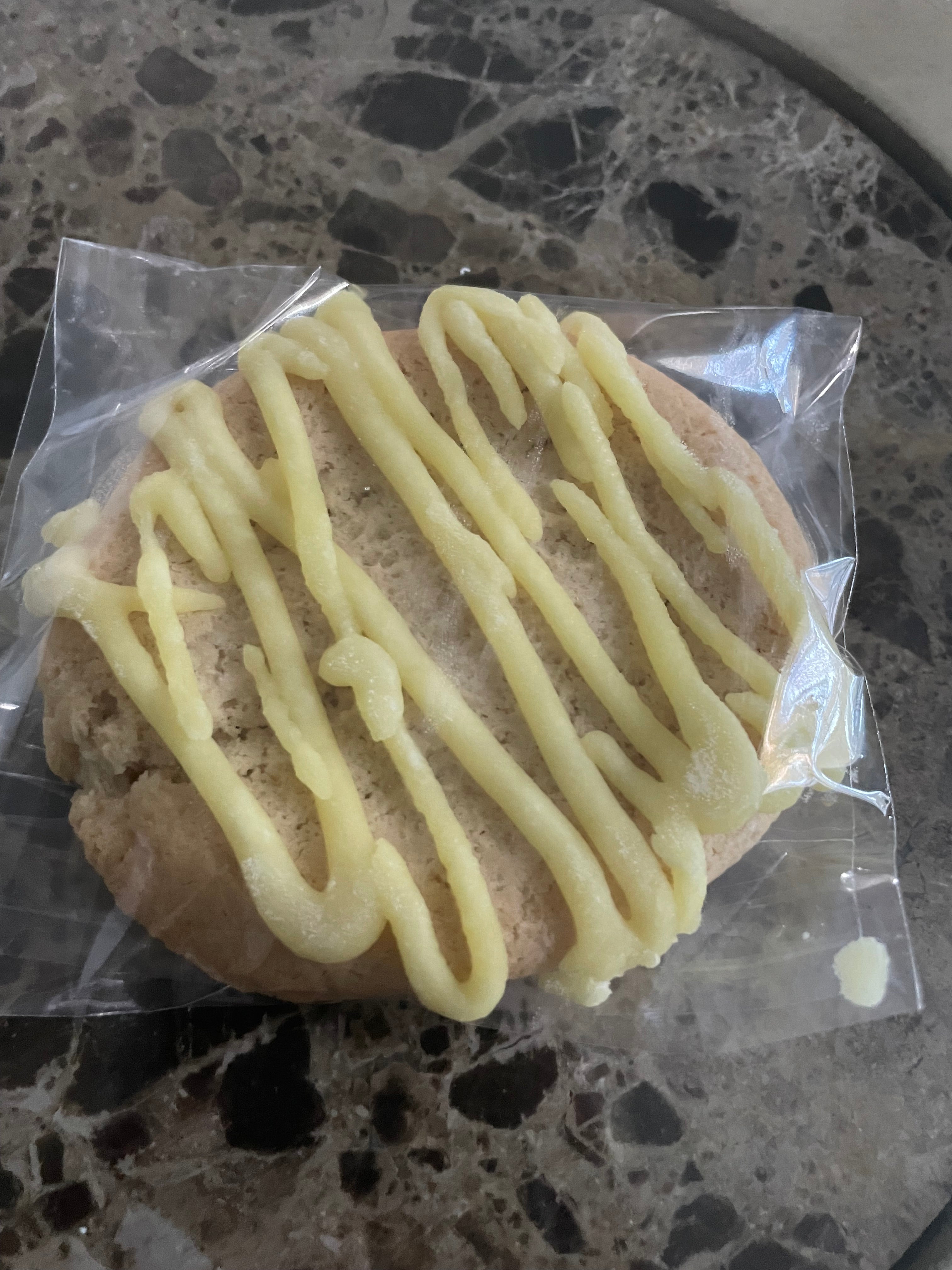 Frosted Sugar Cookie w/ Lemon Icing